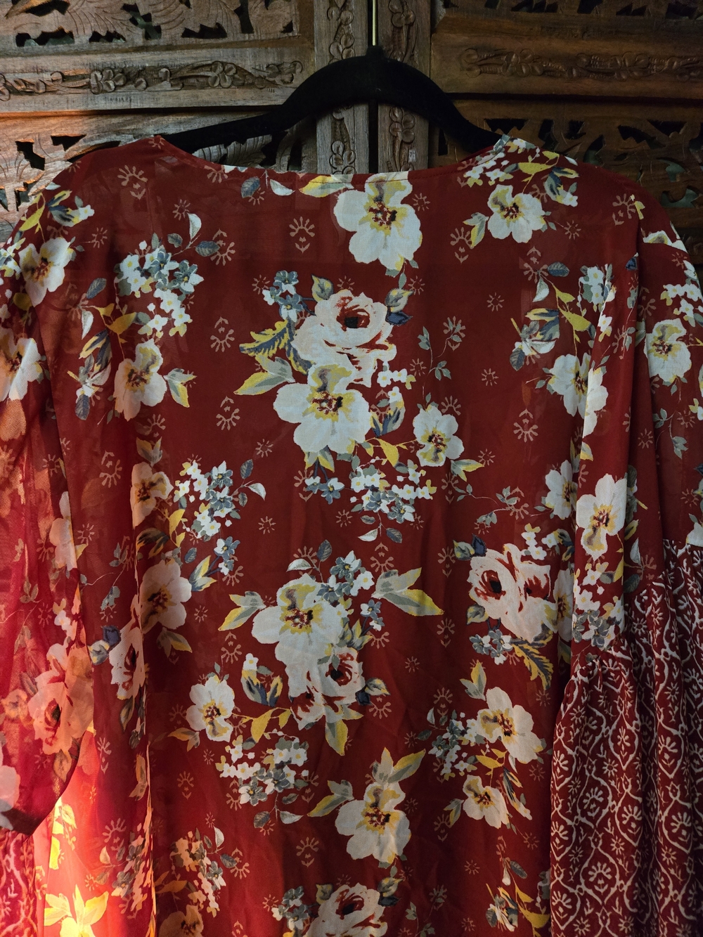 Floral Open-Front Kimono Cardigan - Red with Cream Flowers Lg Peasant Sleeves - Picture 8 of 8